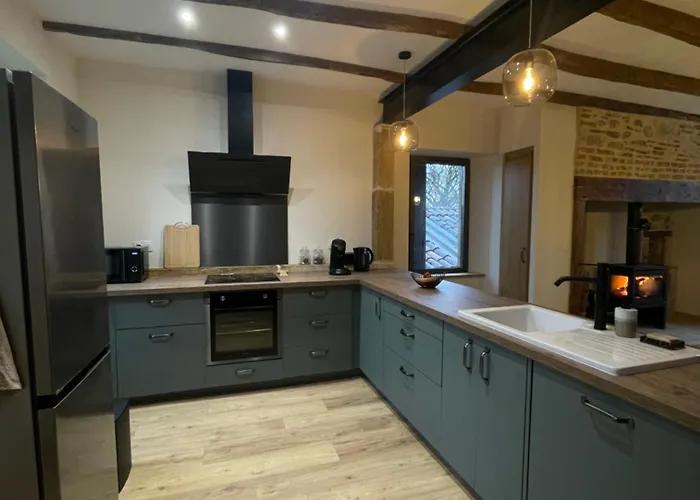 Grande Renovee Avec Piscine