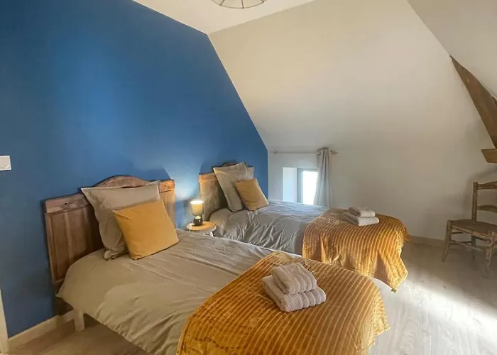 Nyaraló Grande Renovee Avec Piscine Felzins