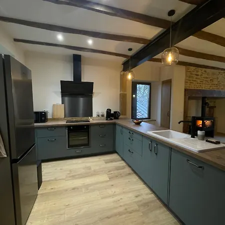 Grande Renovee Avec Piscine