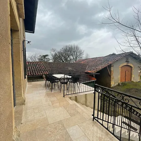 Grande Renovee Avec Piscine Felzins